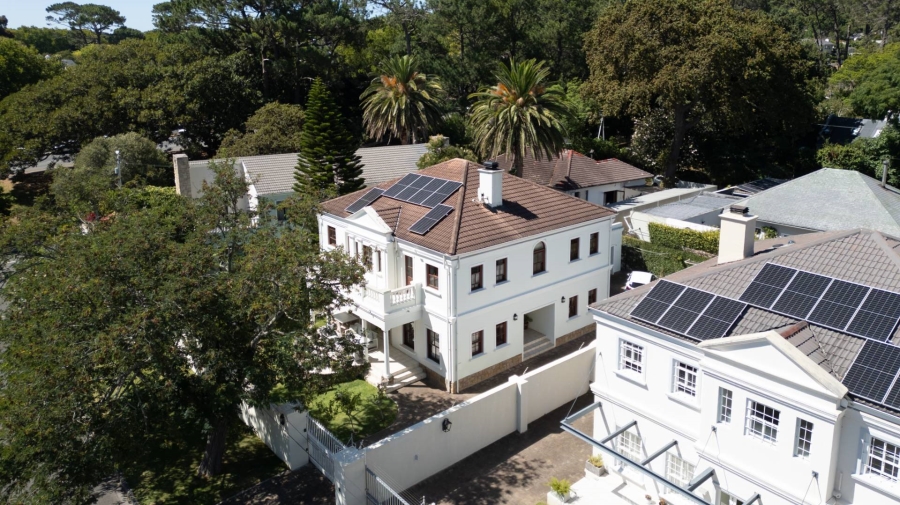 4 Bedroom Property for Sale in Newlands Western Cape